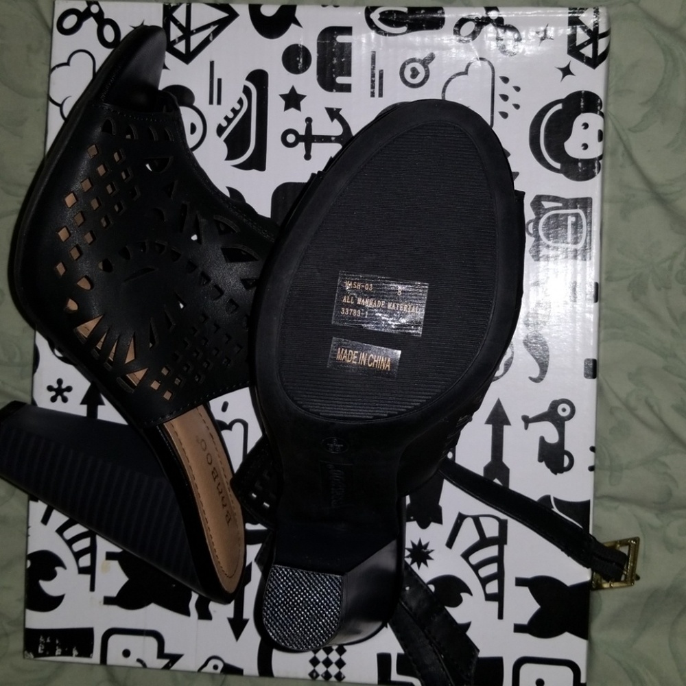 Heel - Picture 3 of 6